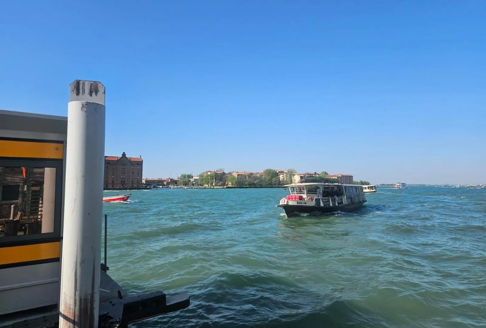 Lovely Apartment 207042-Loc-03236 Venice